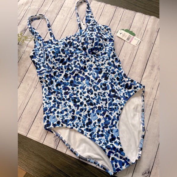 NWT Tommy Bahama
Palm Modern Leopard Square Neck One Piece Swimsuit - Picture 3 of 8